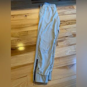 Gray Everywhere Zipper Joggers, Sz xs… a size down from a 4, these are stretchy